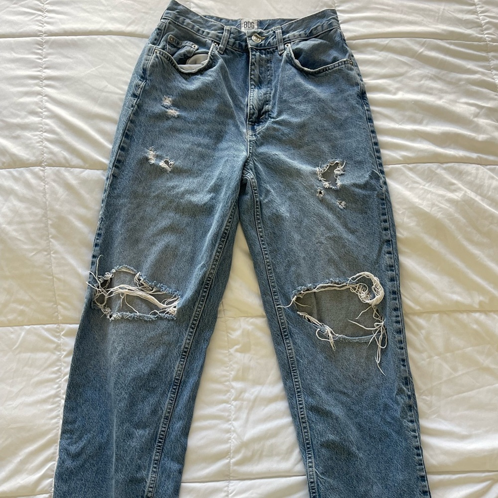 distressed boyfriend jeans from urban outfitters